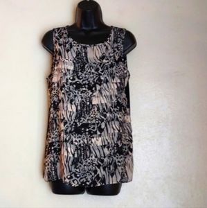 New Dana Buchman sleeveless black/Ivory ruffle layered blouse size medium